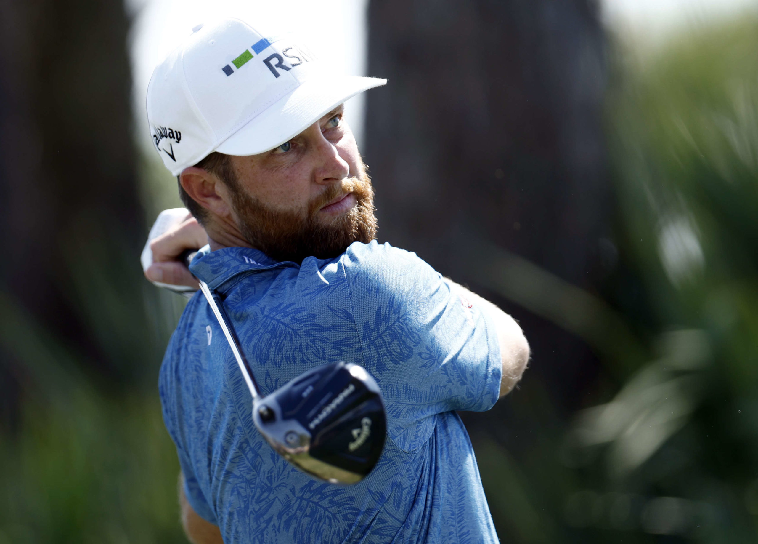 PALM BEACH GARDENS, FLORIDA - FEBRUARY 26: Chris Kirk of the United States hits his first shot on the 2nd hole during the final round of The Honda Classic at PGA National Resort And Spa on February 26, 2023 in Palm Beach Gardens, Florida. (Photo by Douglas P. DeFelice/Getty Images) tour news