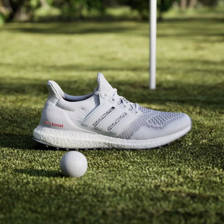 Teile des Adidas Ultraboost bestehen aus recyceltem Polyester und Parley-Material